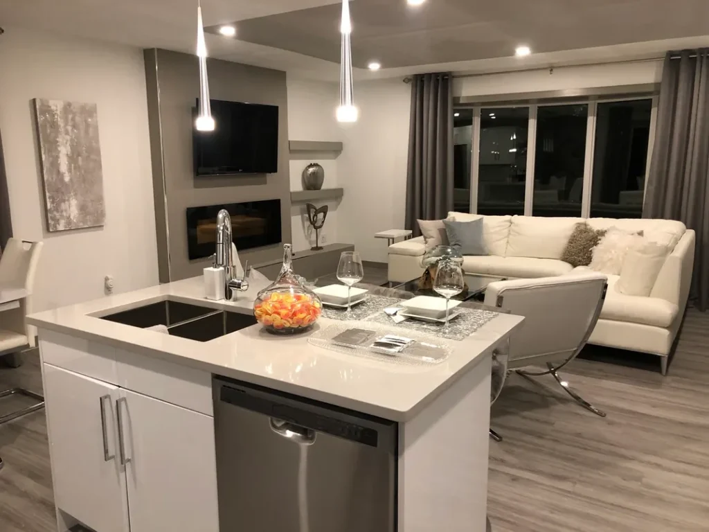 photo of the centre island in the "Barker" kitchen designed and built by KMA Building in Winnipeg, MB