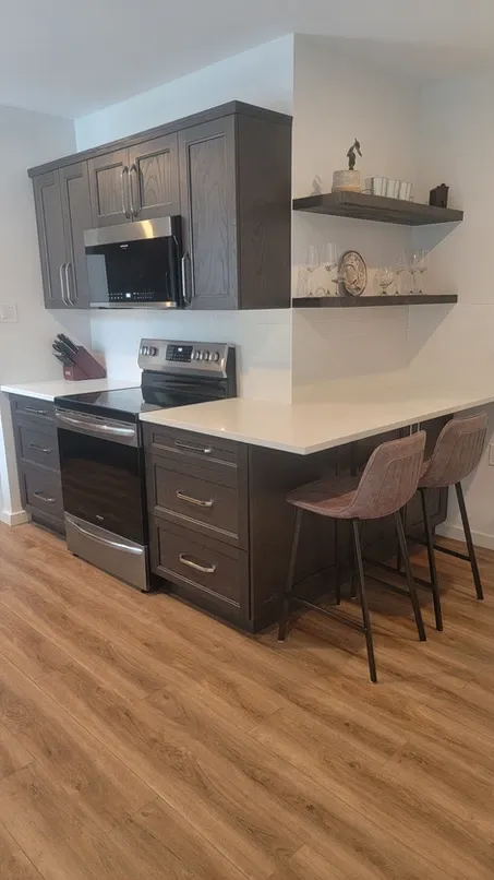 photo of the "Coventry" kitchen designed and built by KMA Building in Winnipeg, MB